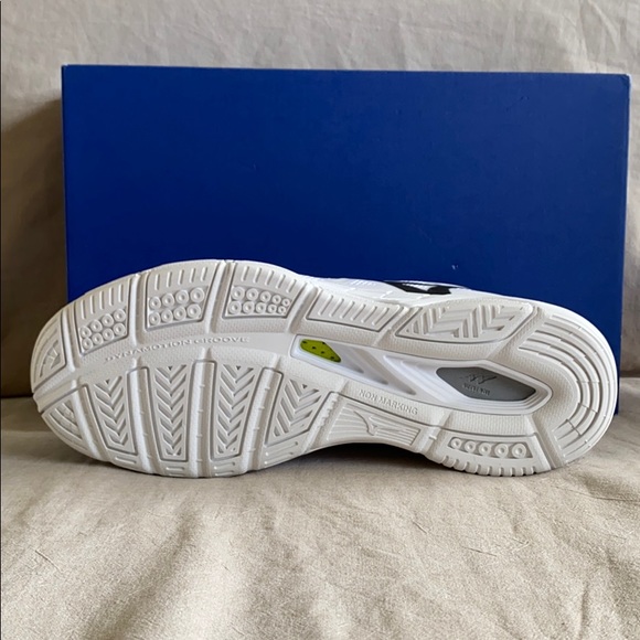 Mizuno Woman Wave Supersonic 2 Volleyball - Picture 5 of 5